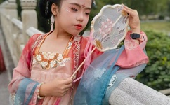 用点力就快出来啦